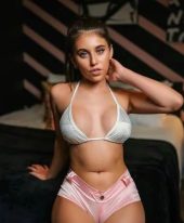 Escort babe